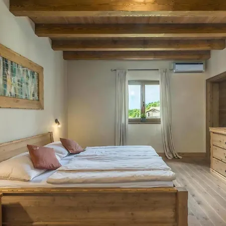 Dante Holiday home