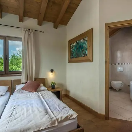 Dante Holiday home