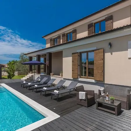 Holiday home Dante *