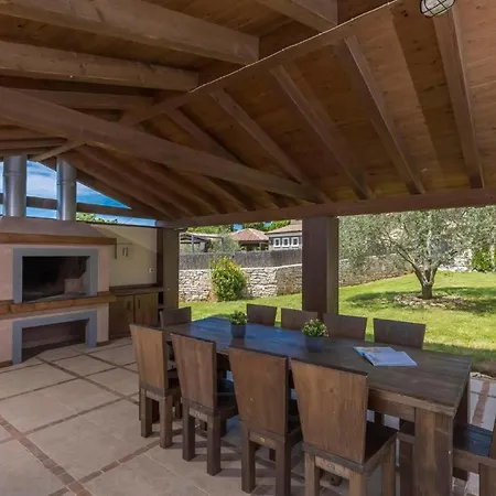 Dante Holiday home
